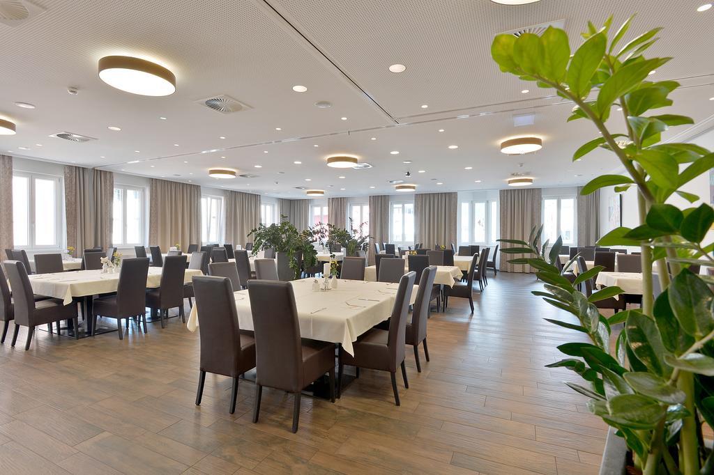 Hotel Goldener Adler Wattens Extérieur photo